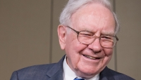 Analysts React as Buffett Cuts U.S. Bank Exposure