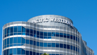 Pacific Western Begins $5.7B Loan Sale