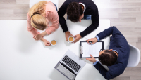 From Advice to Action: Banks&rsquo; Evolving Role in Financial Guidance
